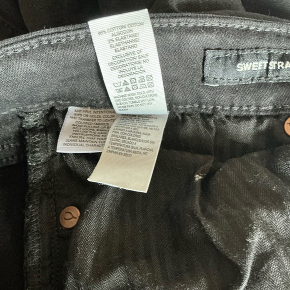 Black Denim Jeans - Picture 5 of 5